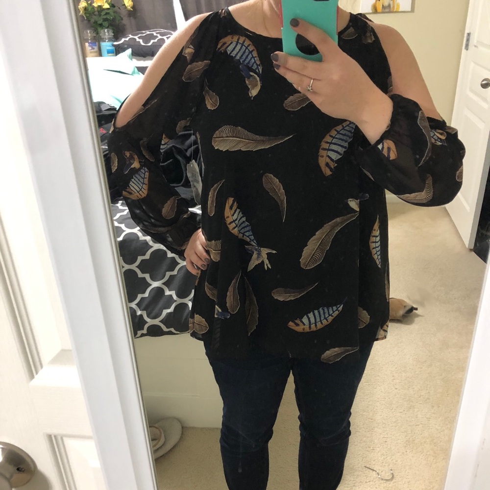 Long sleeve open shoulder blouse